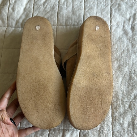 Clarks Tan Suede Two Tone Mules - Picture 9 of 9